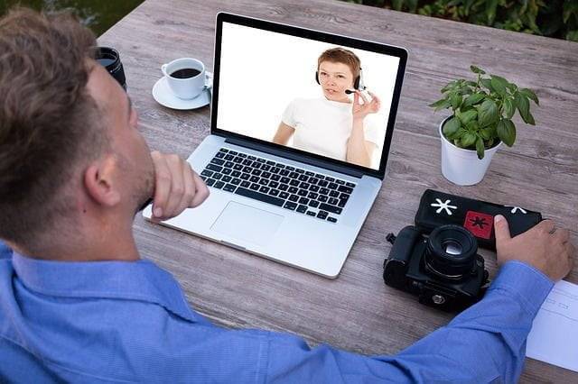 Do I need an LMS to roll-out elearning for my customers?